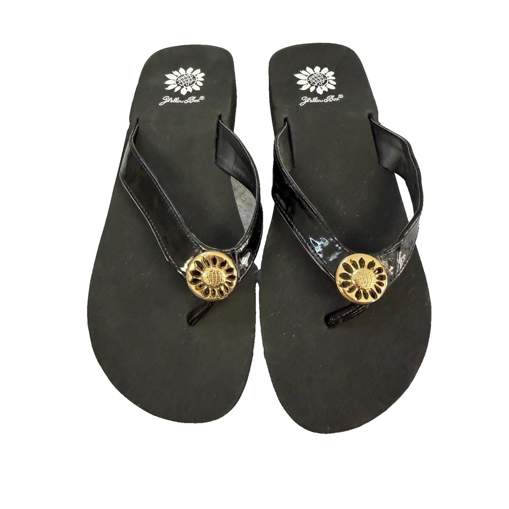 Yellow Box Fazania Flip-Flops Patent Leather with Logo Medallion Woman's size 9M